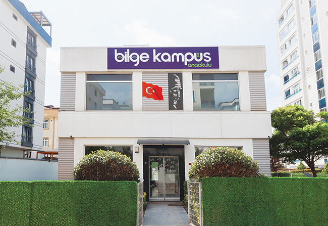Sultanbeyli Bilge Kampüs dış cephe fotoğrafı