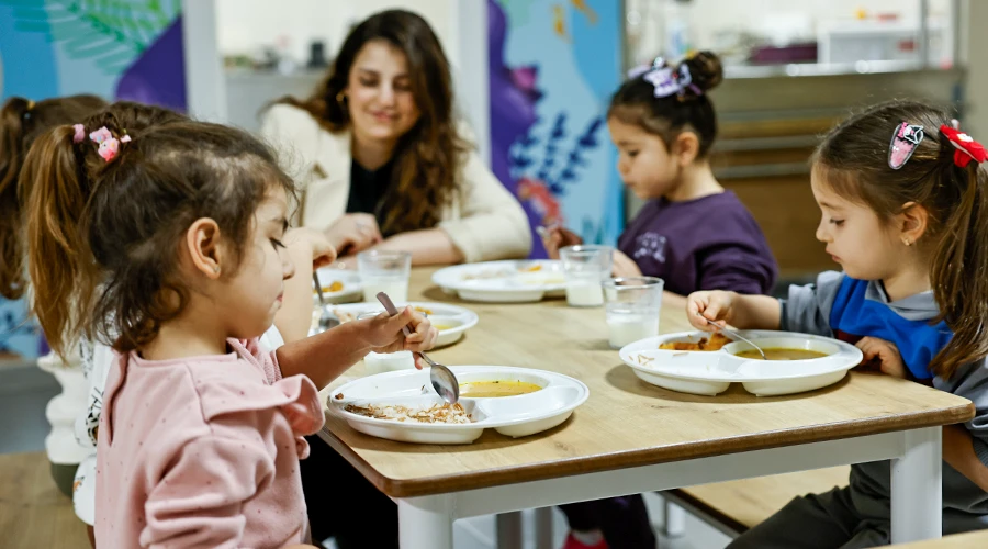 Çocuğum Neden Yemek Seçiyor? Ebeveynler İçin Öneriler